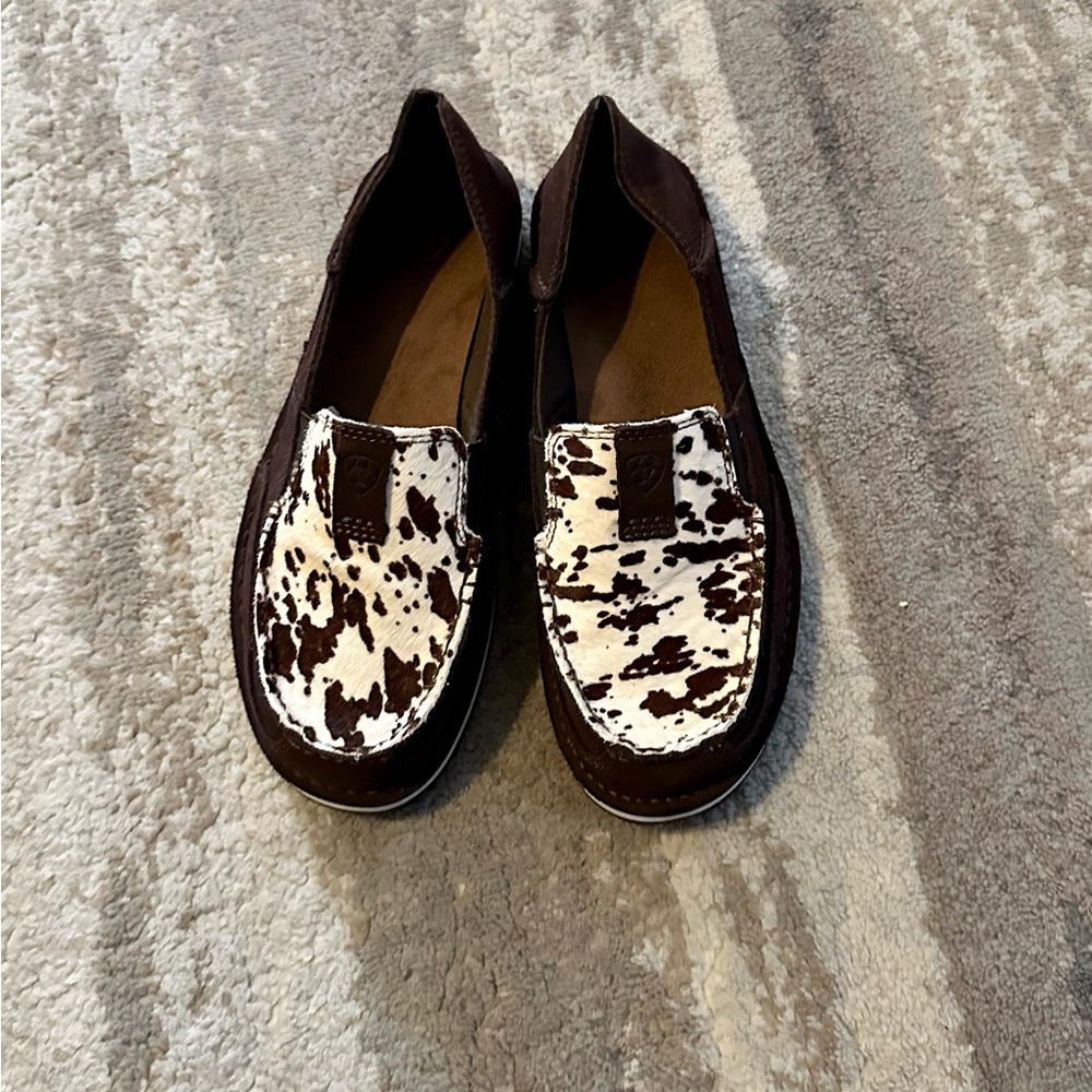 Women’s Ariat Cruisers, Size 8.5, Cow Print, Brown and White, Adorable! Like New